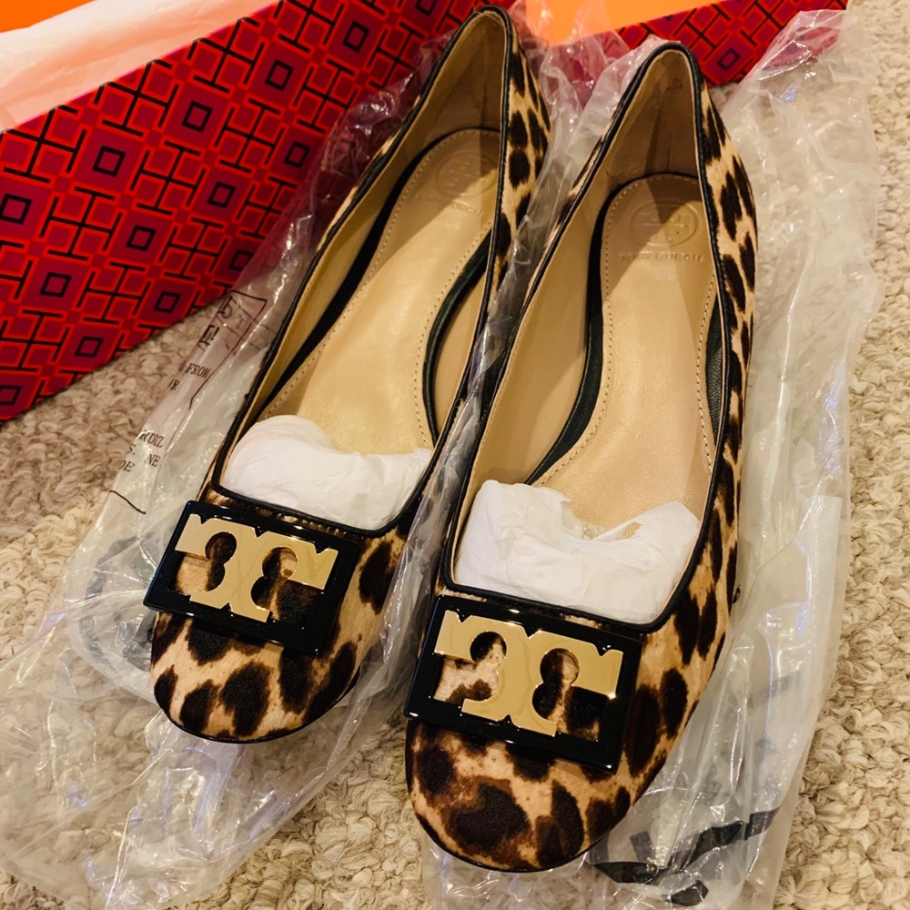 [Tory Burch] HP 💕 Gigi Calf-Hair Leopard Pump